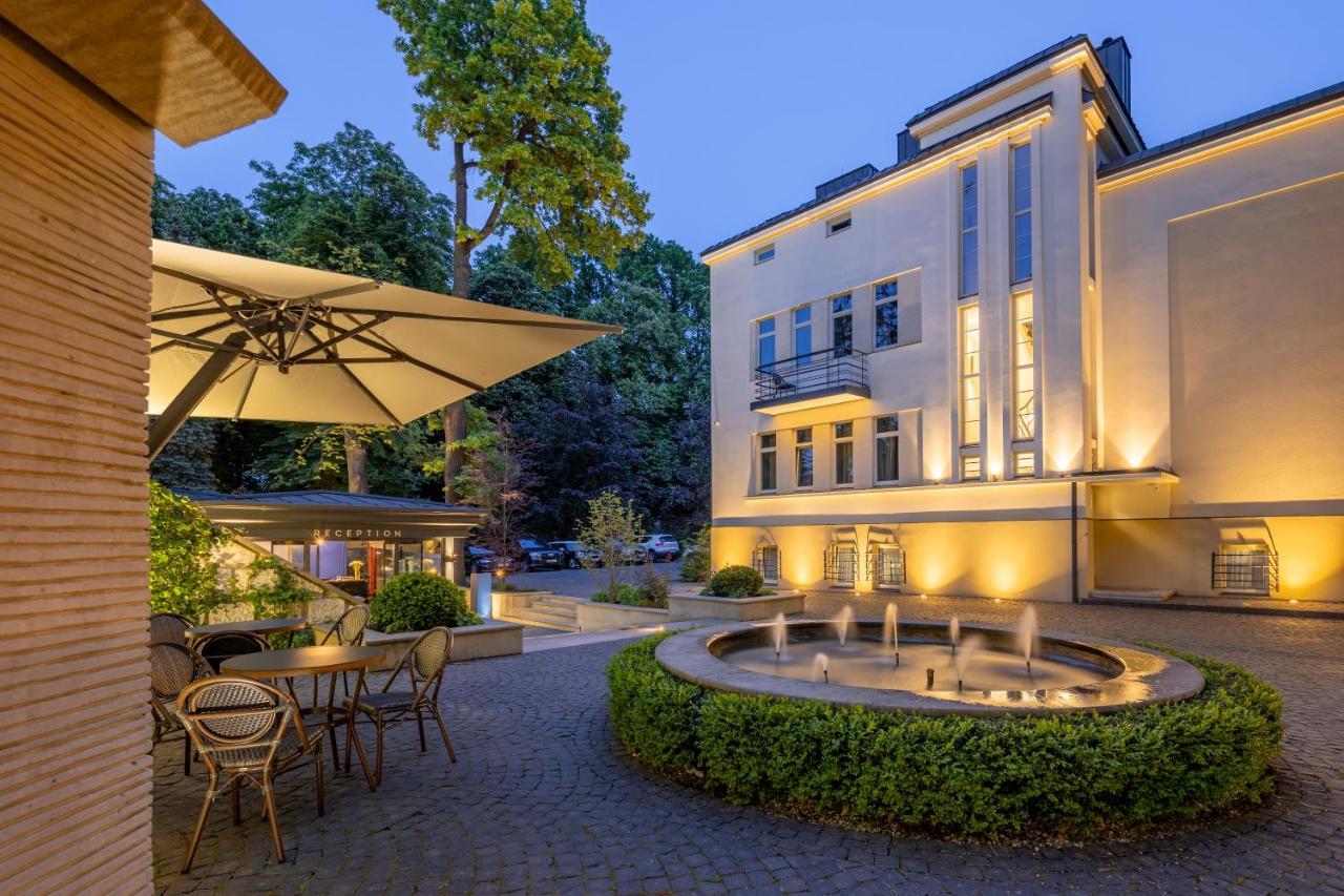 Lion'S Castle Hotel Lemberg Exterior foto